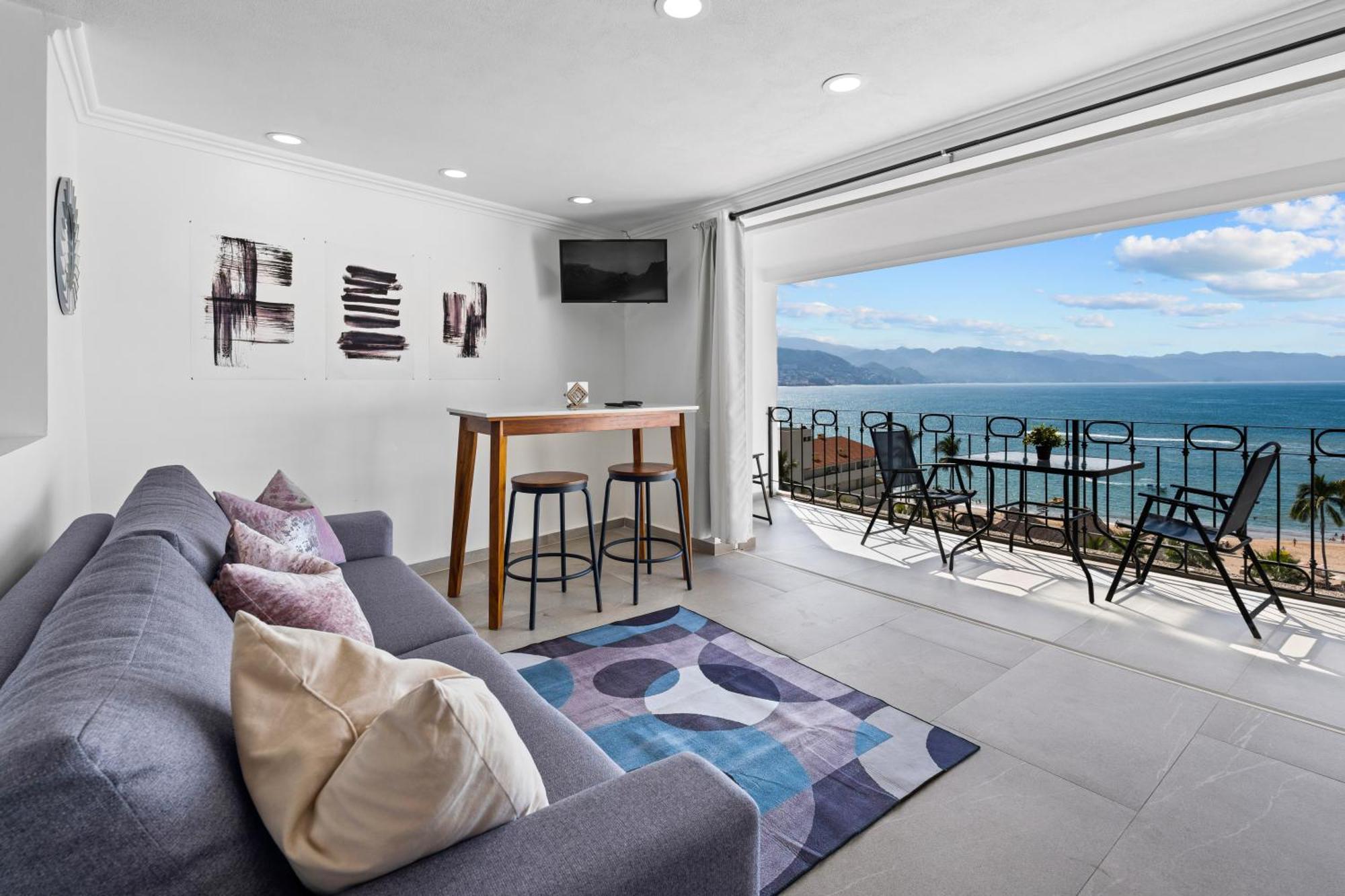 Luxury Condo Just Steps Away From The Beach! Puerto Vallarta Exteriör bild
